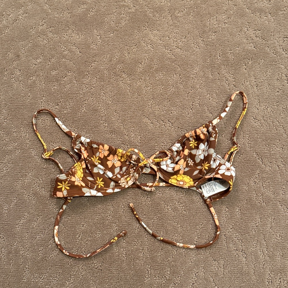 Hollister Rust and Floral Bikini Top